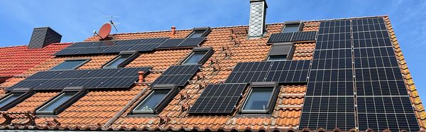 Solarzellen auf dem Dach